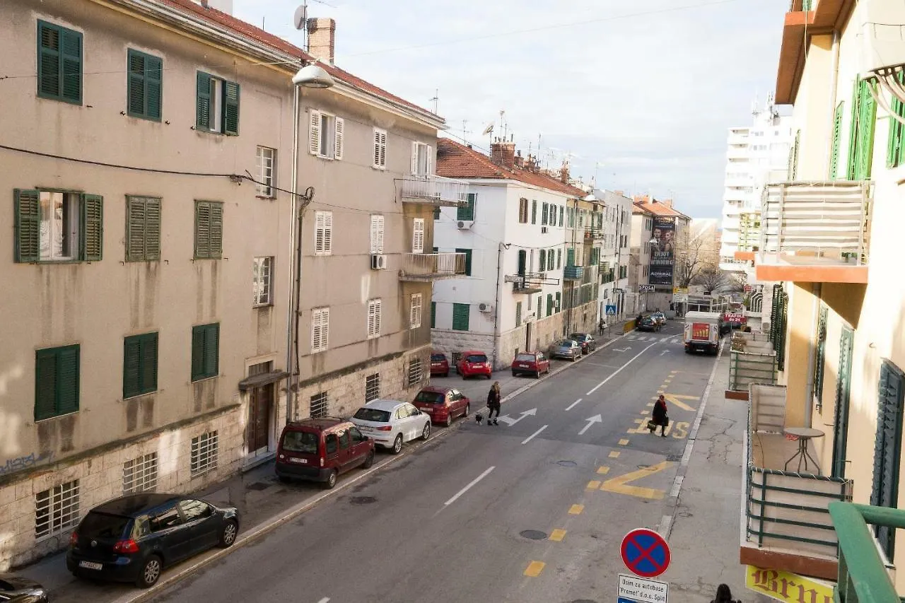 Xxl Luxury Apartments Split